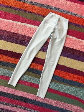 Alo AirLift Leggings